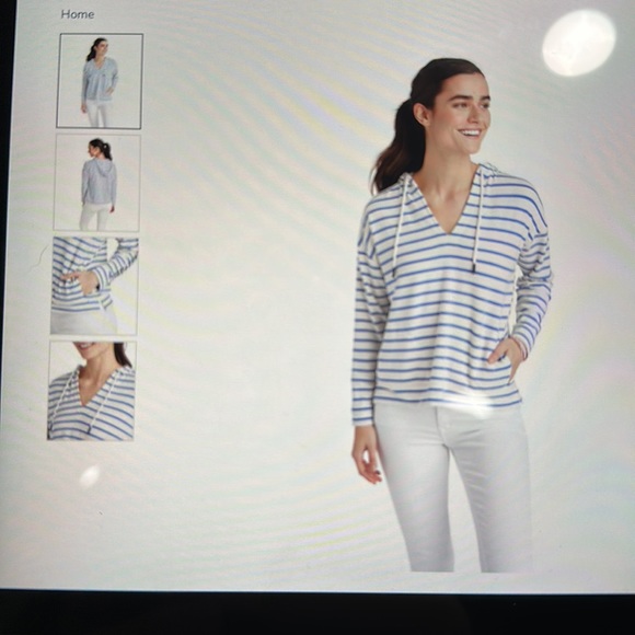 Vineyard Vines pop over hoodie - Picture 8 of 8